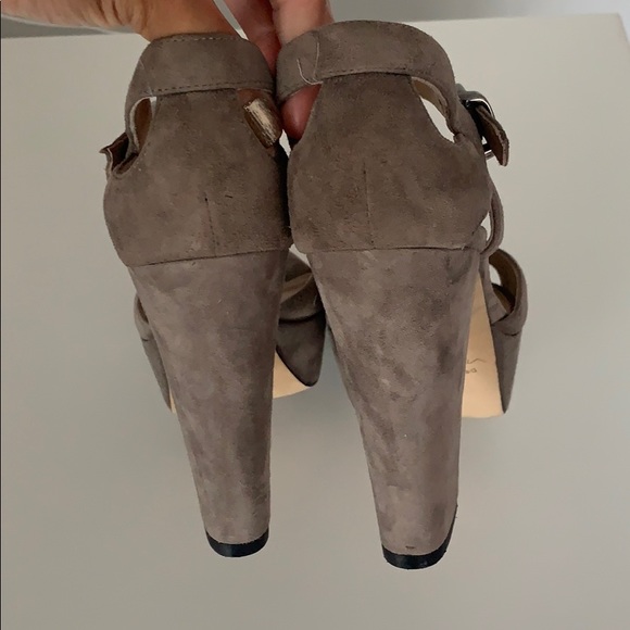 VIA SPIGA Gray Suede Platform Heels Sz 8 1/2 - Picture 7 of 7